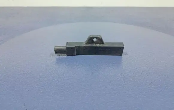 BMW 2 F45 Aerial GPS antenna 6832066