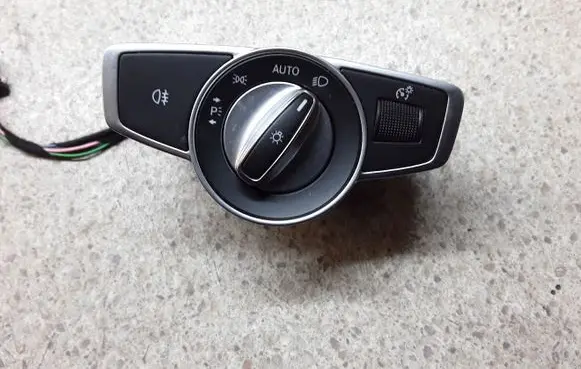 Mercedes-Benz GLC X253 C253 Light switch A2059051810
