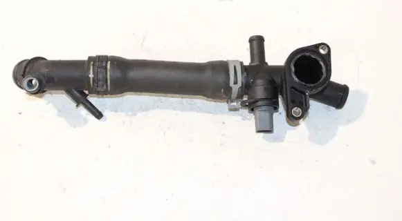 Volkswagen Polo IV 9N3 Engine coolant pipe/hose 6Q0122101BL 6Q0121438D 06A121133AG
