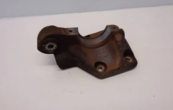 Volvo XC70 Driveshaft support bearing bracket 30713288