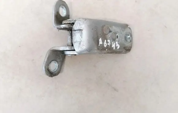 Toyota Corolla E120 E130 Front door upper hinge