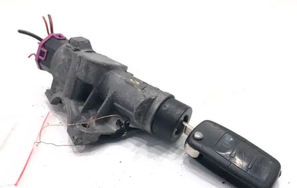 Volkswagen PASSAT B5.5 Ignition lock 1J0959753AH