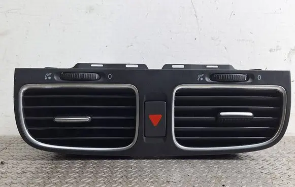 Volkswagen Golf VII Dash center air vent grill 5K0819728