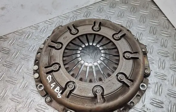 Audi A4 S4 B8 8K Pressure plate G0400 4122 45603