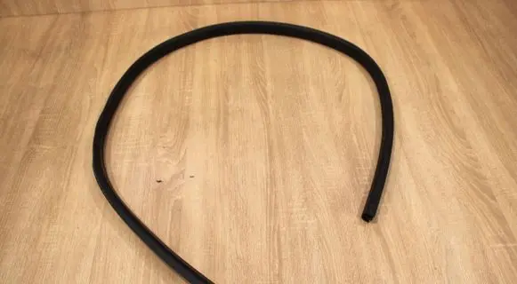 Renault Megane III Rubber seal loading door 