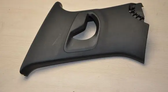Peugeot 308 (C) pillar trim 9800072877