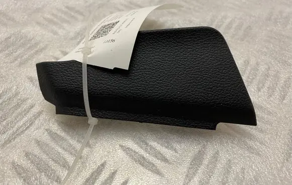 Ford Mustang VI Panel trim FR3B63044F47A