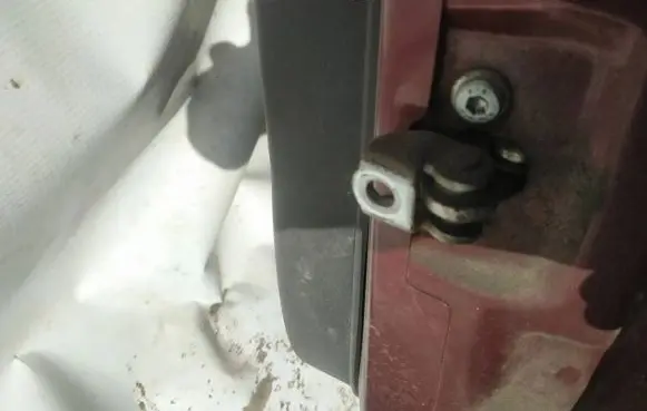 Opel Meriva A Rear door check strap stopper