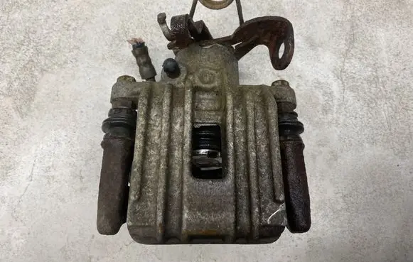 Rear brake caliper