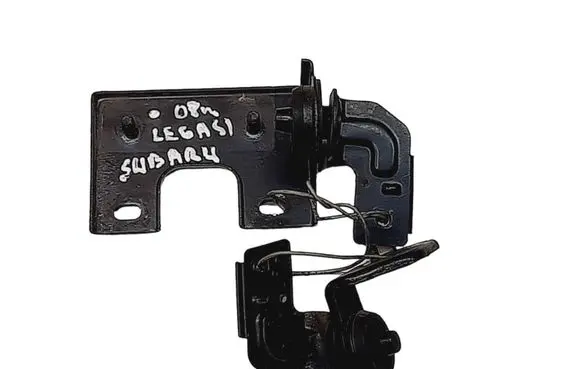 Radiator mount bracket