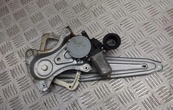 Toyota Auris 150 Front door electric window regulator 85710-0D100
