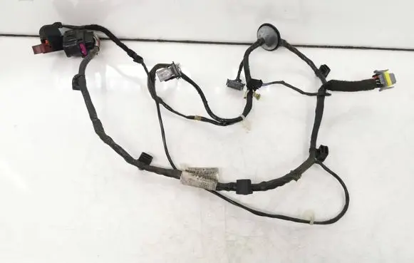 Opel Zafira B Front door wiring loom 13201590