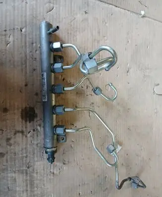 Renault Trafic III (X82) Fuel main line pipe 8201044829 1302200272 175216420R