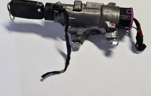 Volkswagen Transporter - Caravelle T5 Ignition lock 4B0905851B