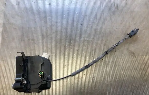 Front door lock