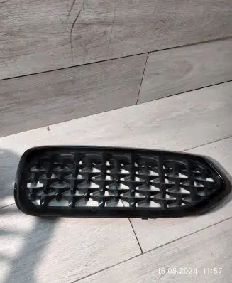 BMW Z4 g29 Front bumper lower grill 8089867