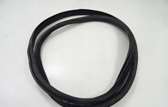 Front door rubber seal