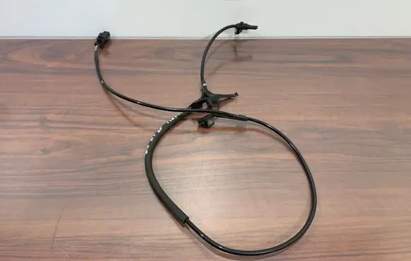 Toyota Yaris ABS brake wheel speed sensor 895430D099 06210755664