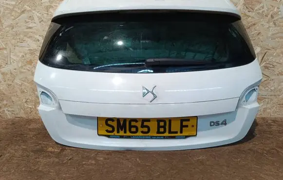 Citroen DS4 Tailgate/trunk/boot lid