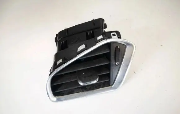 Citroen C4 II Dash center air vent grill 9676609777