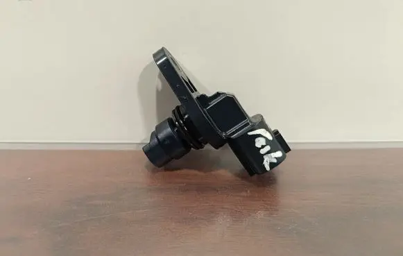 Subaru Forester SK Camshaft speed sensor J5T36071 8Z17C