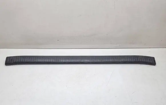 Toyota RAV 4 (XA20) Trunk/boot sill cover protection 5838742020