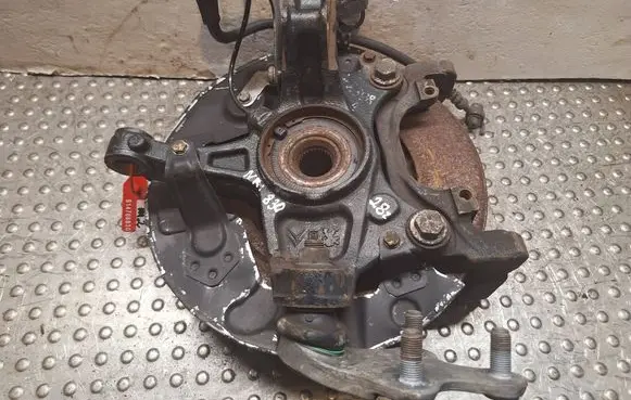 Peugeot 3008 II Front wheel hub spindle knuckle S14766830 1647857480