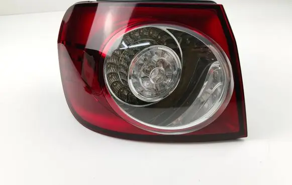 Volkswagen Golf Plus Rear/tail lights 5M0945095M 96496101692