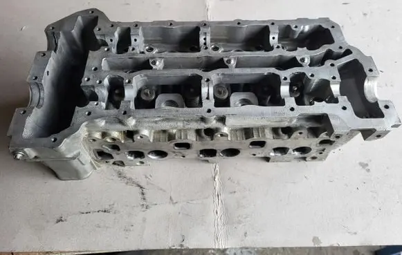 Mercedes-Benz E W211 Engine head A6420100821