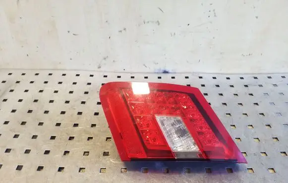Mercedes-Benz E W212 Tailgate rear/tail lights A2129060258