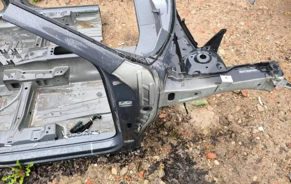 Front quarter panel