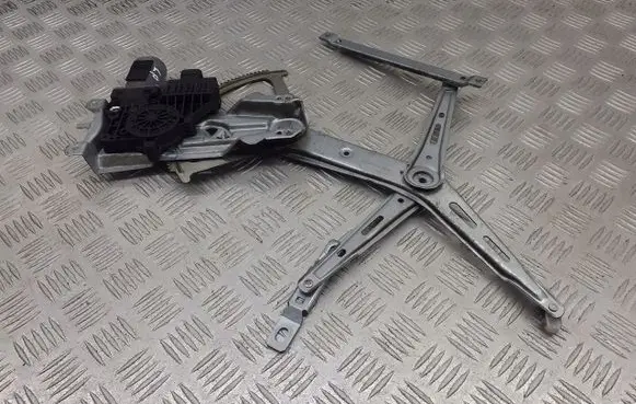 Opel Zafira B Front door window regulator with motor 13132434LH