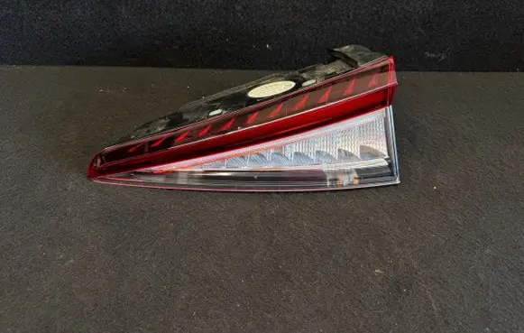 Skoda Enyaq iV Tailgate rear/tail lights 5LG945308C