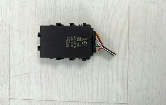 Toyota C-HR I Gateway control module 89111F4010Toyota