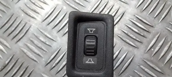 BMW 5 E34 Other switches/knobs/shifts 65121379048 65.12-1379048