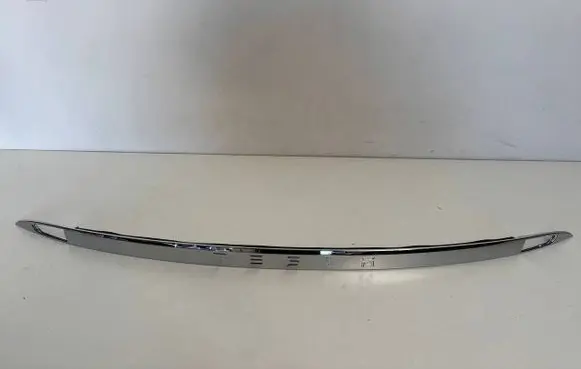 Tesla Model S Rear door windshield rail 102664900E