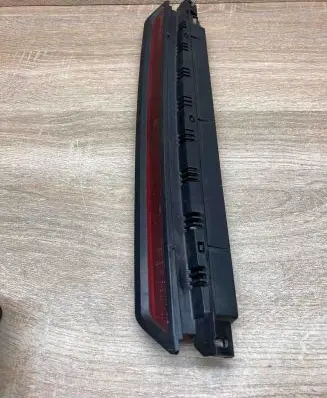 Volkswagen PASSAT B5 Third/center stoplight 3B9945097A