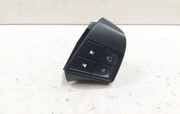Volvo V50 Steering wheel buttons/switches 31313950 10W35