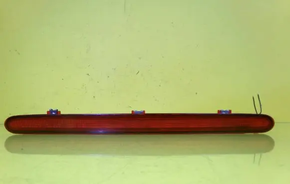 Volkswagen Touran I Third/center stoplight 1T0945097A