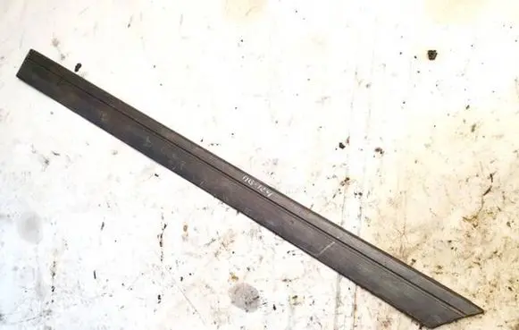 Mercedes-Benz E W124 Front door trim (molding) 5604819533