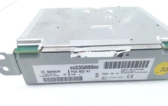 Opel Mokka Radio/CD/DVD/GPS head unit 9833500080