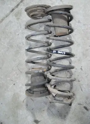 Honda Civic IX Rear coil spring NH737M