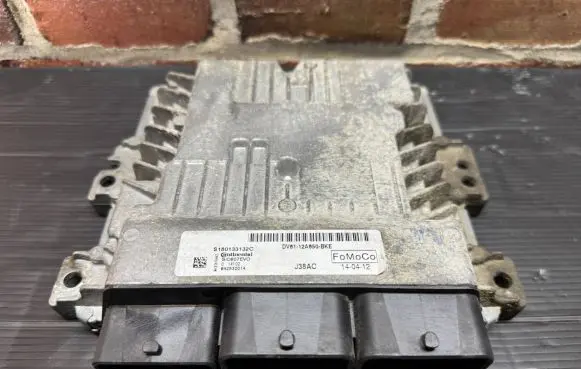 Ford Transit - Tourneo Connect Engine control unit/module DV6112A650BKE S180133132C
