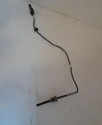 Opel Corsa E Exhaust gas temperature sensor 10094254