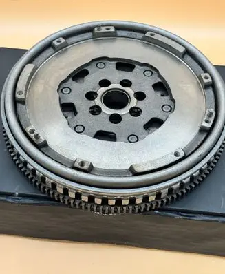 Renault Megane III Dual mass flywheel 415040010