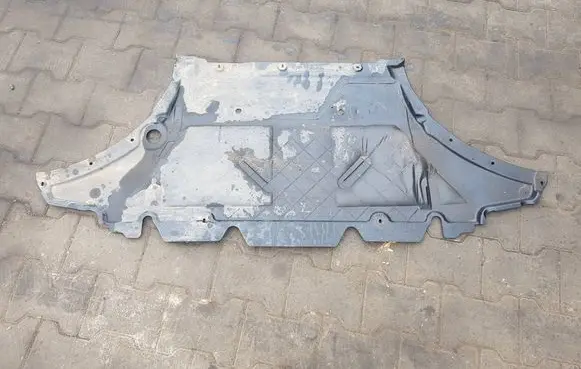Audi A4 S4 B8 8K Engine splash shield/under tray 