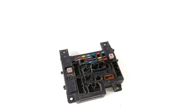 Mitsubishi Outlander Fuse module 8637A318