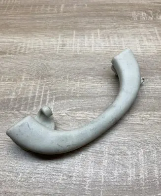Mercedes-Benz E W211 Rear interior roof grab handle A2118100151