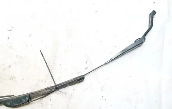 Mitsubishi Space Star Front wiper blade arm
