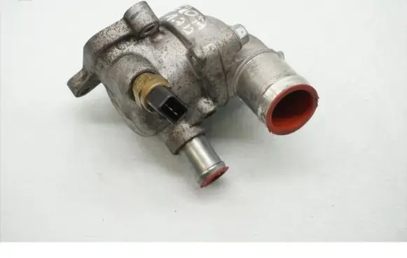 KIA Sportage Thermostat/thermostat housing